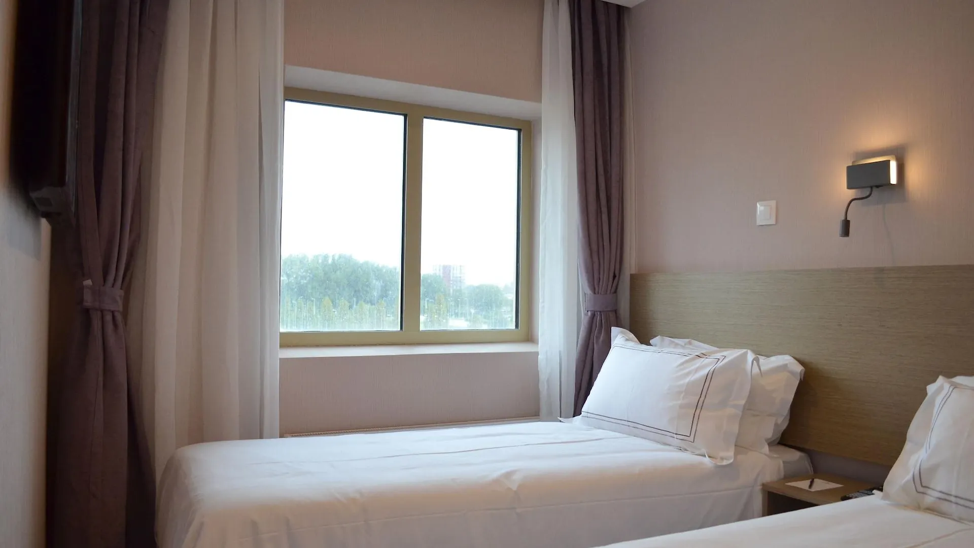 ***  New Century Hotel Amsterdam Netherlands