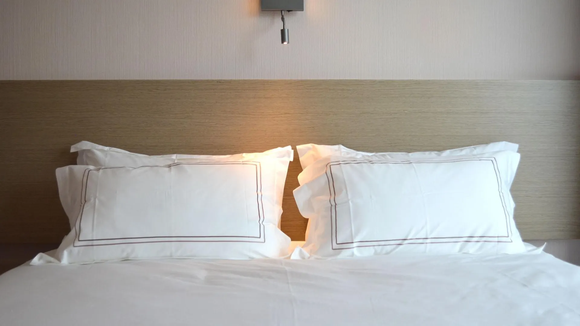 ***  New Century Hotel Amsterdam Netherlands